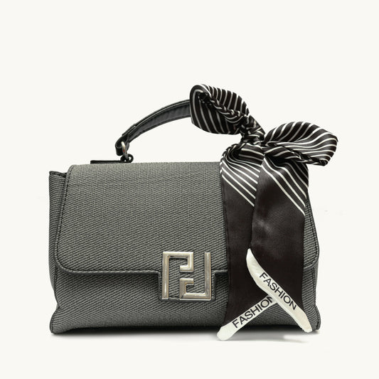 Noir Luxe
