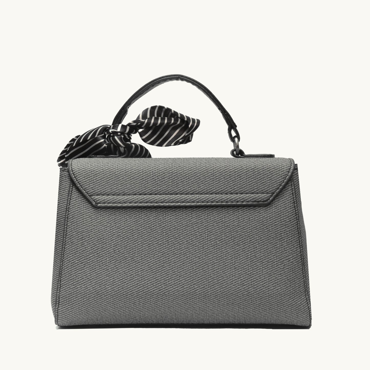 Noir Luxe